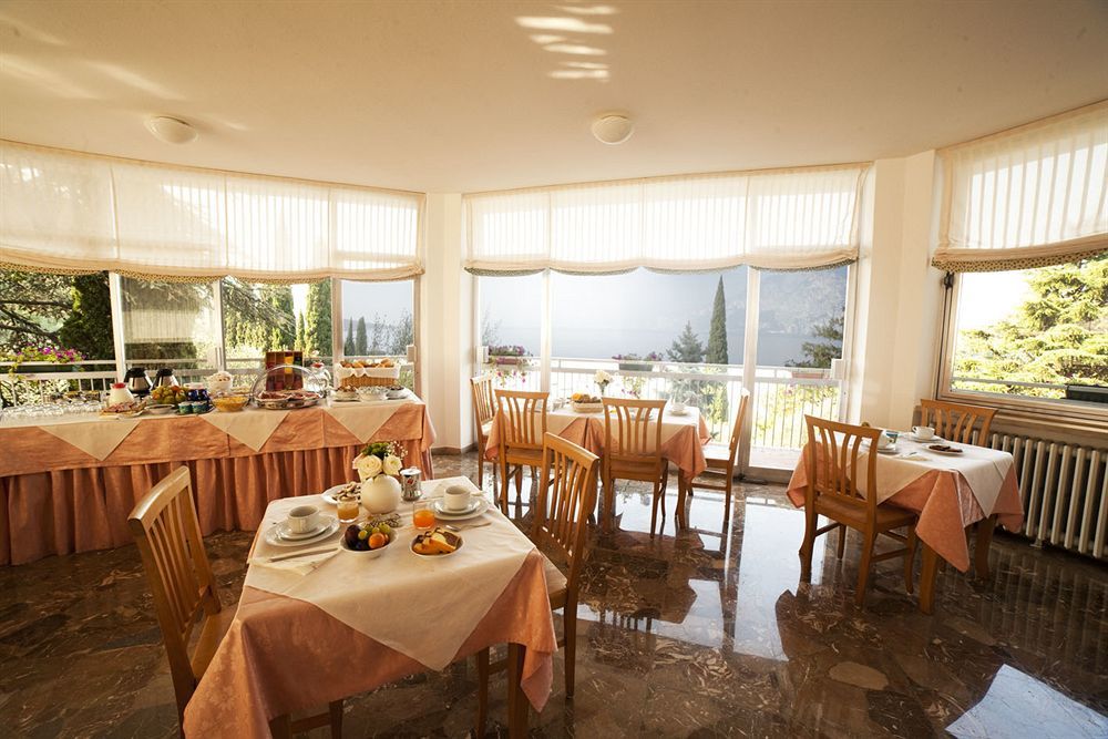 Hotel Villa Orizzonte Malcesine Exterior photo